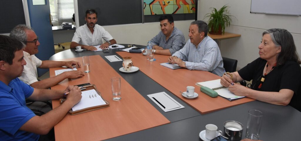 CELSO JAQUE COORDINÓ ACCIONES CON VIALIDAD PROVINCIAL