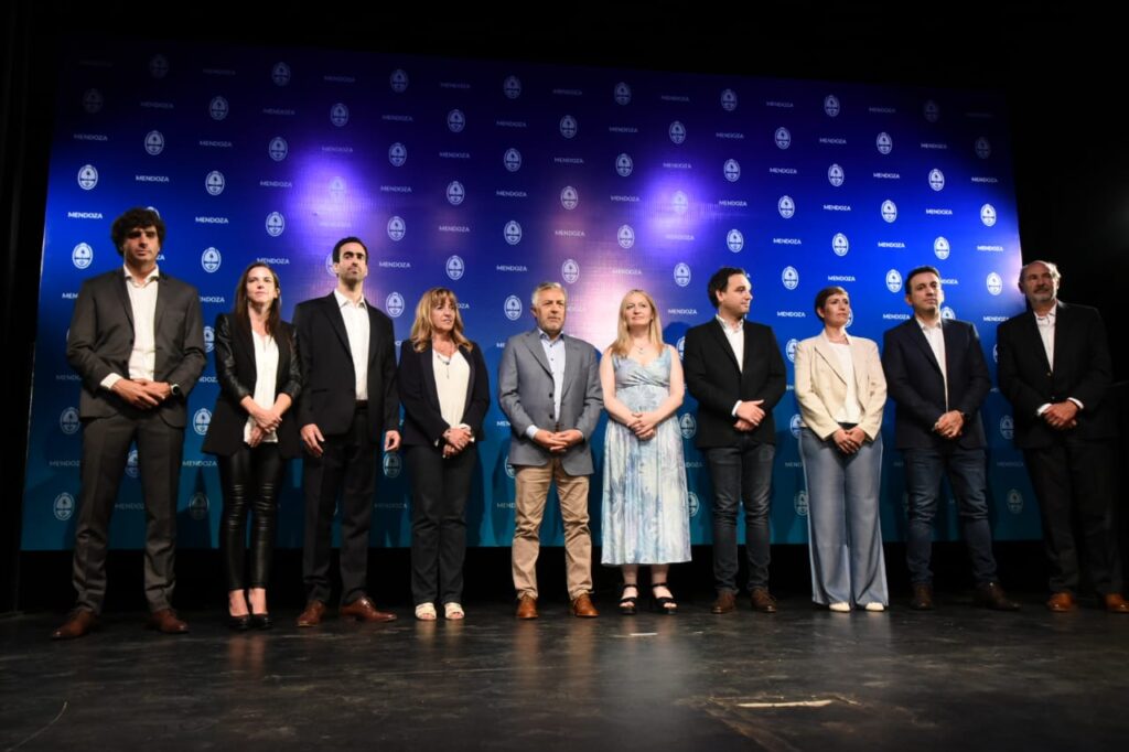 LA GRAN REVELACIÓN DE CORNEJO SOBRE SU GABINETE