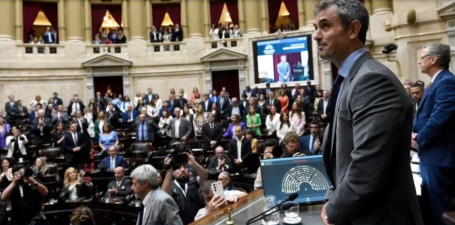 PASAN PARA LA PRÓXIMA SEMANA LA SESIÓN POR LA VOTACIÓN DE LA LEY DE ÓMNIBUS