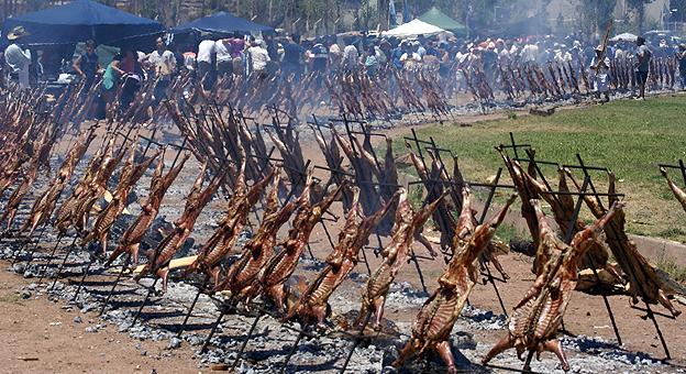 MARATÓN DE CHIVOS: INNOVACIÓN GASTRONÓMICA EN LA FIESTA NACIONAL DEL CHIVO