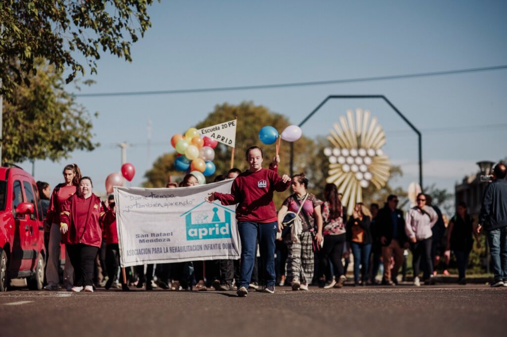 CAMINATA, MÚSICA, BAILE Y JUEGOS: ASÍ SE CONMEMORÓ EL DÍA DEL SÍNDROME DE DOWN EN SAN RAFAEL