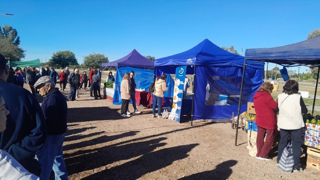 La Feria Franca desbordó de vecinos en Real del Padre