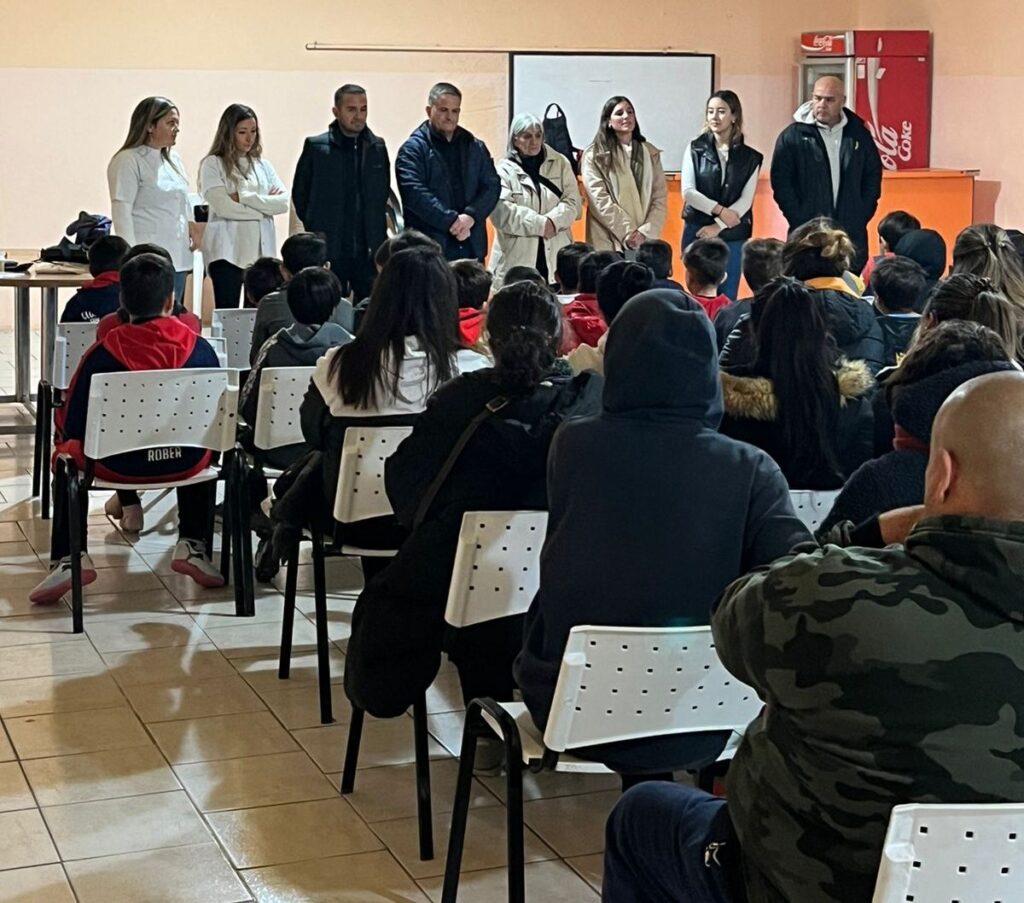 NIÑOS DE CLUBES SE ASESORAN EN NUTRICIÓN Y PREVENCIÓN DE LESIONES