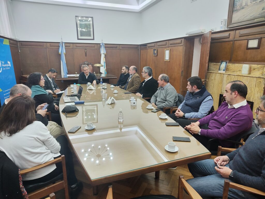 FÉLIX ENCABEZÓ UN ENCUENTRO PARA POTENCIAR EL DESARROLLO DE PRODUCTOS Y REGIONES VITIVINÍCOLAS