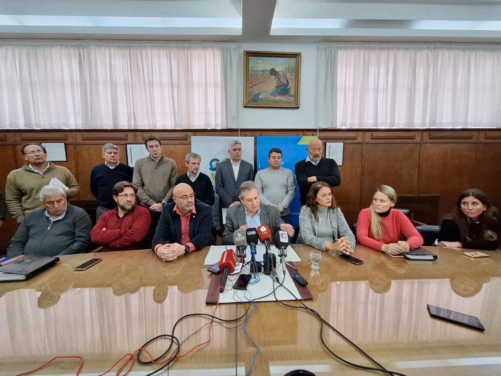 Omar Félix: “El gobierno Nacional debe cumplir los acuerdos y terminar el gasoducto”