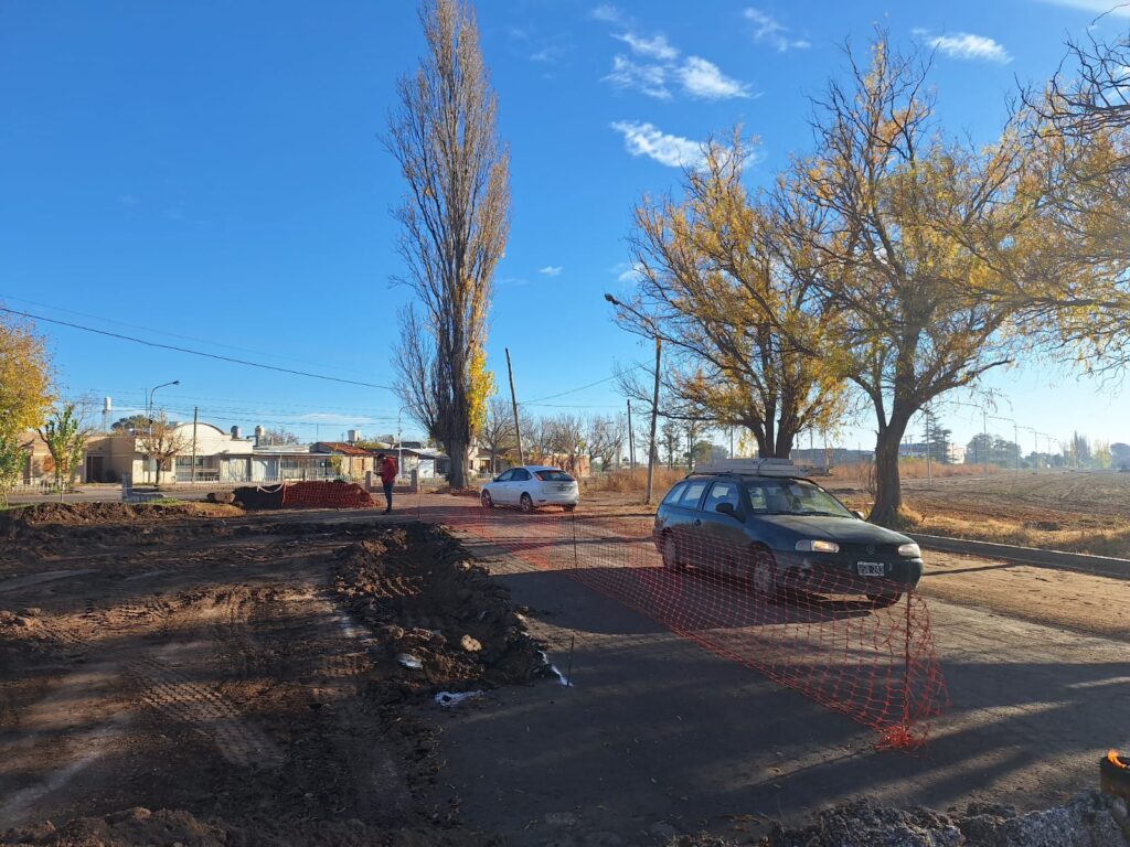 COMENZARON LOS ARREGLOS EN EL NUDO VIAL DE CHACABUCO Y TIRASSO