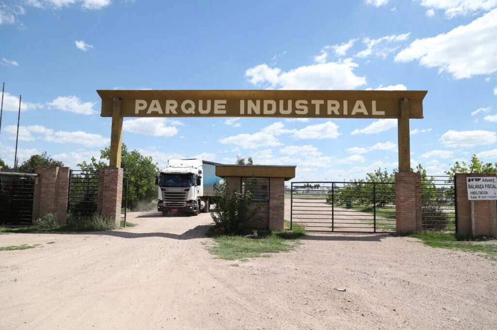 PARQUE INDUSTRIAL: MÁS SEGURIDAD Y ADJUDICACIÓN DE LOTES A NUEVAS EMPRESAS