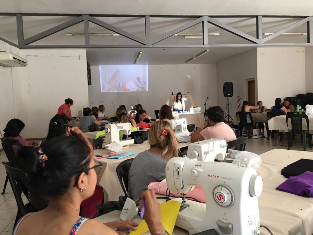 AMIGURUMIS, TEJIDO AL CROCHET Y LENCERÍA, LAS NUEVAS PROPUESTAS DEL POLO TEXTIL