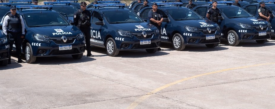 VETO A LA EDUCACIÓN, BECA A LA POLICIA