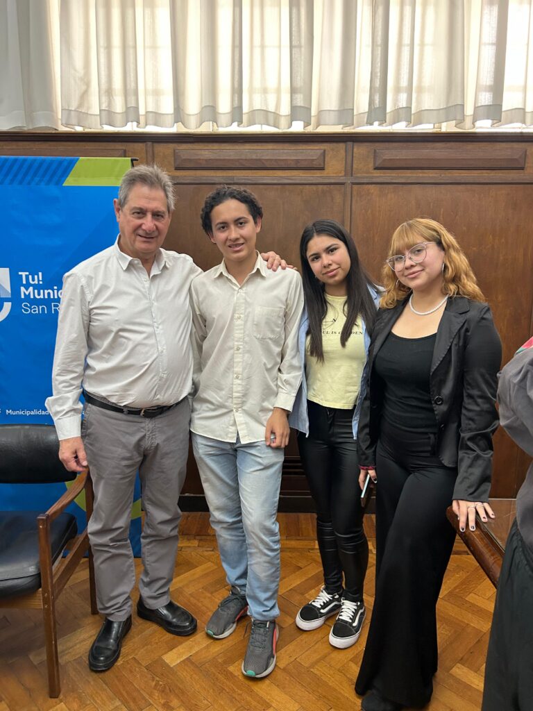 OMAR FÉLIX RECIBIÓ A JÓVENES DE CENTROS DE ESTUDIANTES Y A INTEGRANTES DEL HCD ESTUDIANTIL