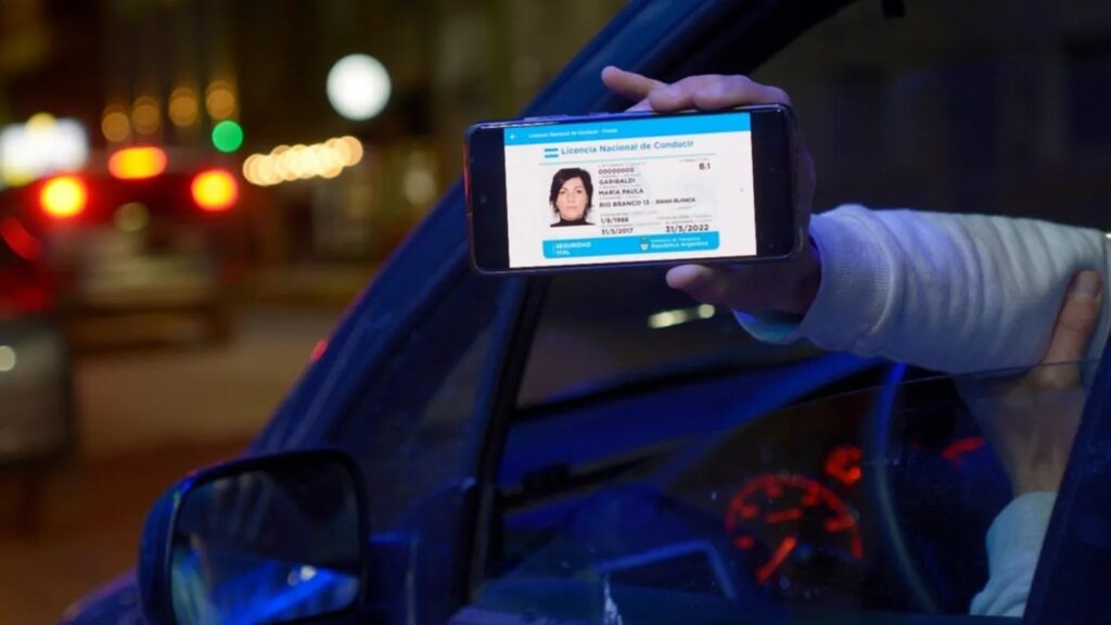 ENTRÓ EN VIGENCIA LA LICENCIA DE CONDUCIR DIGITAL