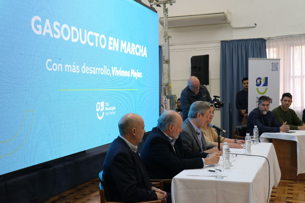 GASODUCTO EN MARCHA: FESTEJAN LOS SANRAFAELINOS Y EL FALTAZO DE ALVEAR