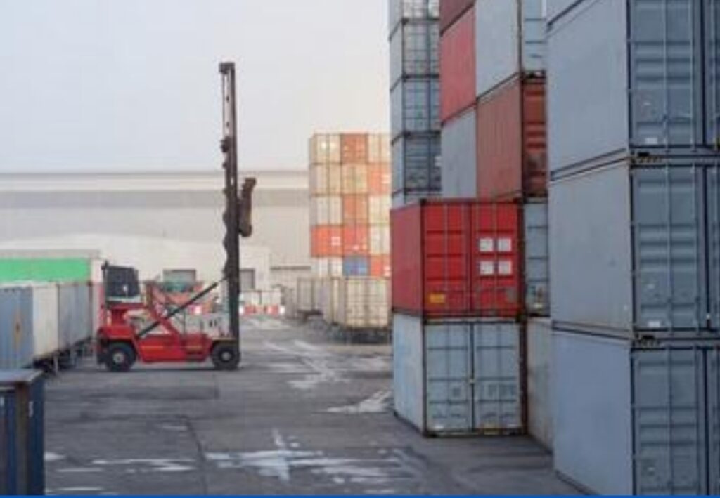 EL 45% DE LAS EMPRESAS NACIONES SE SIENTE AMENAZADO POR LAS IMPORTACIONES