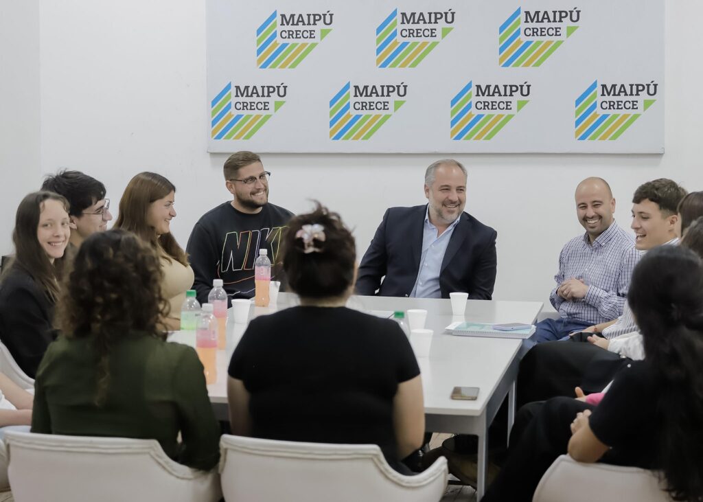 MAIPÚ APUESTA A LA FORMACIÓN DE SUS JÓVENES