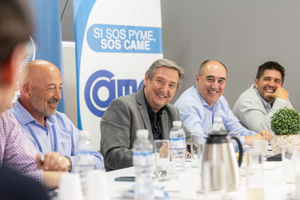 EMIR FÉLIX SE REUNIÓ CON LA FEM Y EL SECTOR VITIVINÍCOLA