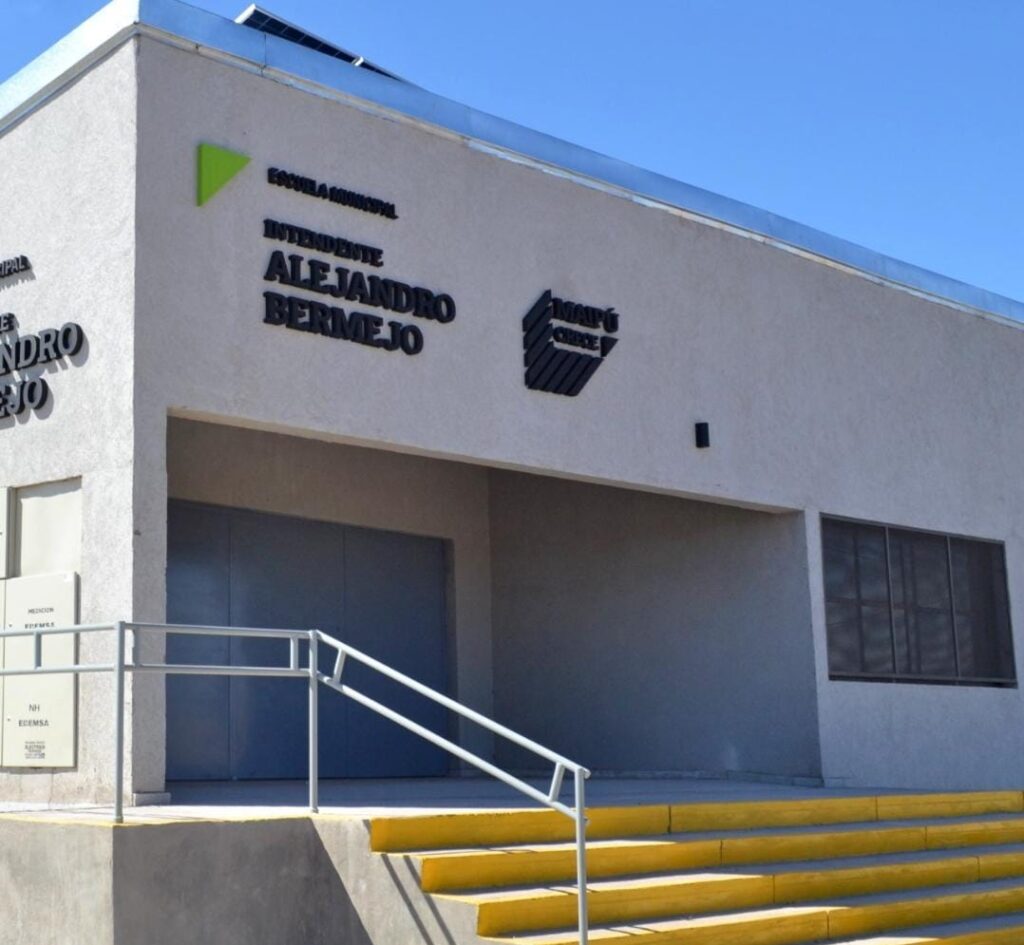 La escuela construida con fondos municipales de Maipú abrirá sus aulas en el ciclo 2026