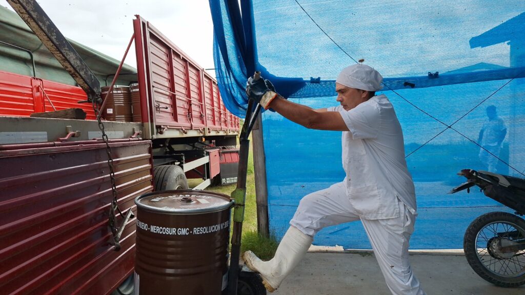 La Sala Municipal de Extracción de Miel ya exportó 17 toneladas