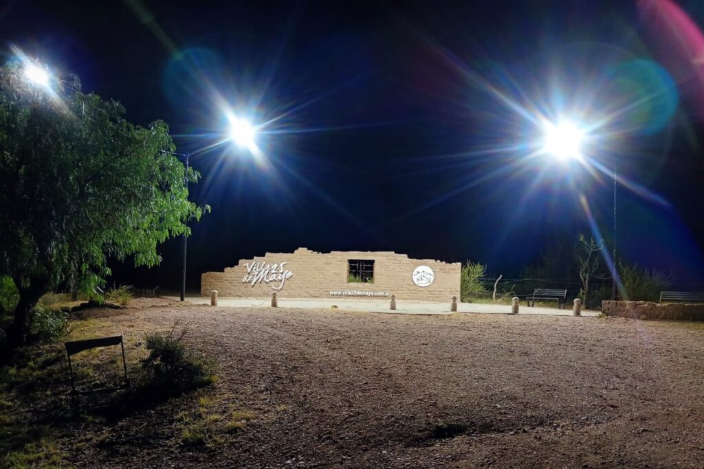 Importantes mejoras en el sistema de iluminación en el ingreso a la Villa 25 de mayo