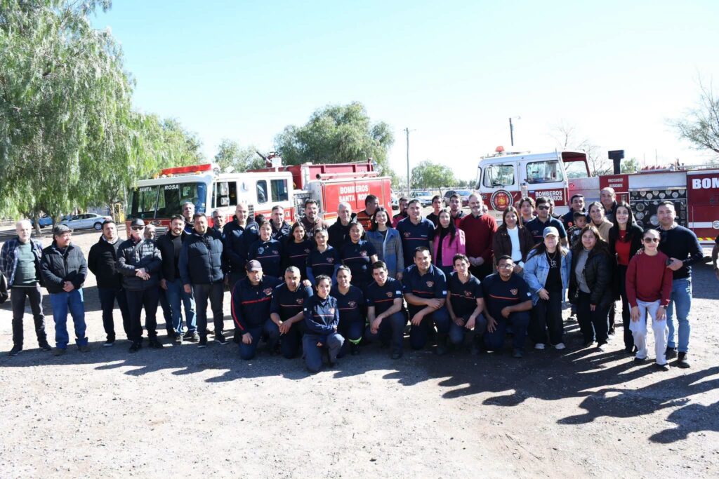 Más equipamiento para los Bomberos Voluntarios de Santa Rosa