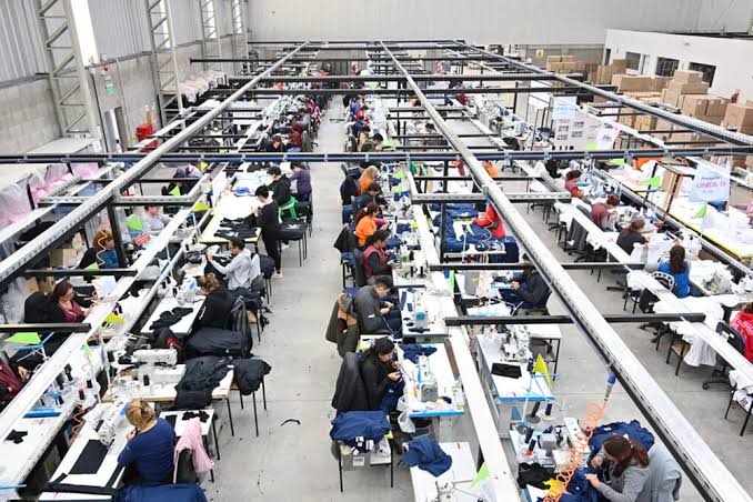 Will Der SA la empresa textil cerró y despidió a 120 personas: “Piensen la próxima vez que voten”