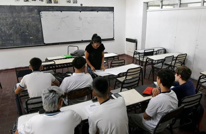 Programa de Entrenamiento Laboral Certificado Estudiantil