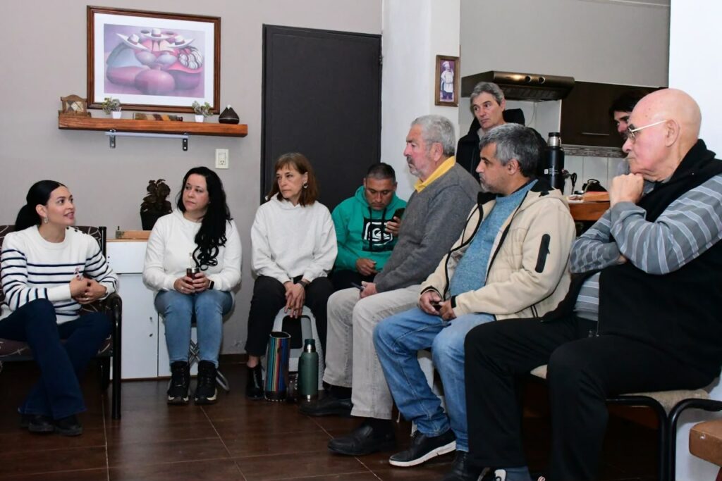 Destéfanis mueve sus fichas en el PJ mendocino: reunión en Alvear, apoyo a Kicillof y carrera por la Gobernación