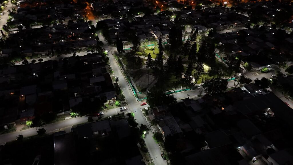 Se continúa con el recambio a luces Led en diferentes puntos de San Rafael
